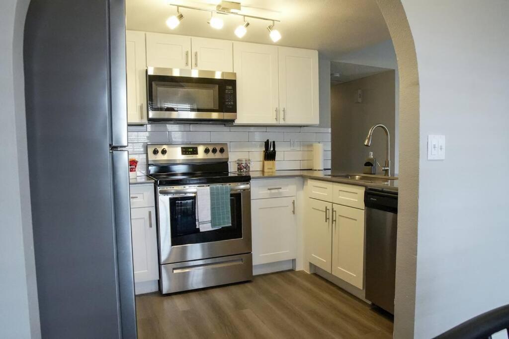 2 Bedroom Minutes From Las Vegas Strip And Airport Dış mekan fotoğraf